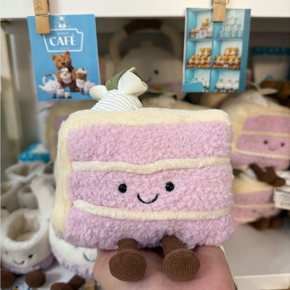 Jellycat Taro Cake. Discontinued Shanghai Exclusive Limited Edition.